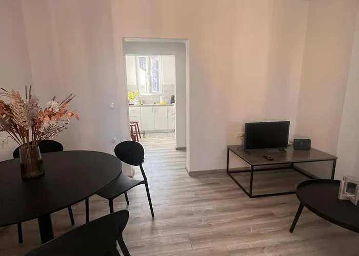 Tatas House Apartment